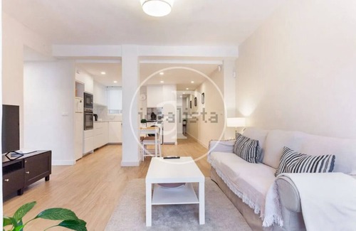 Arrancapins Apartment | Central family apartment in Valencia, in front of Joaquin Sorolla Ave Station