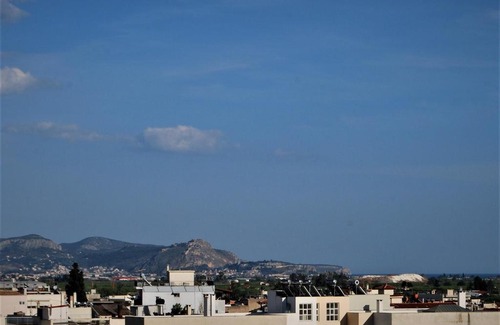 Argos Apartment | Central flat in Argos with a view on Nafplio