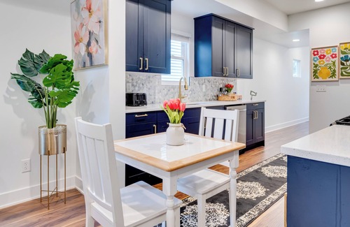 Mapleton/Fall Creek Apartment | Central Indy Retreat In Walkable Location!