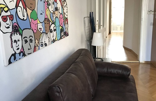 Reinprechtsdorf Apartment | Central located Holiday Flat near Opera House for four persons.