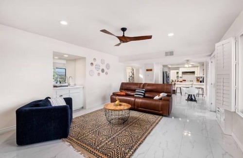 Kit Carson House | Central Location, Spectacular Views, Pool, Hottub