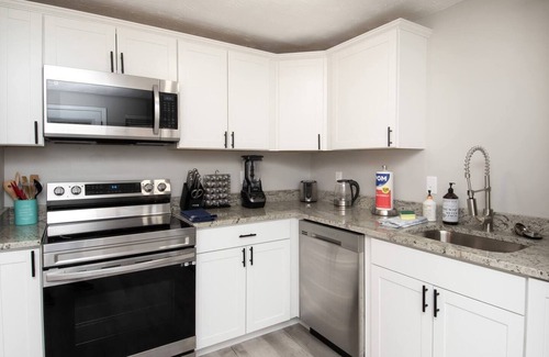 Huber Heights House | Central Location-Patio-Fenced Yard-Pet Friendly