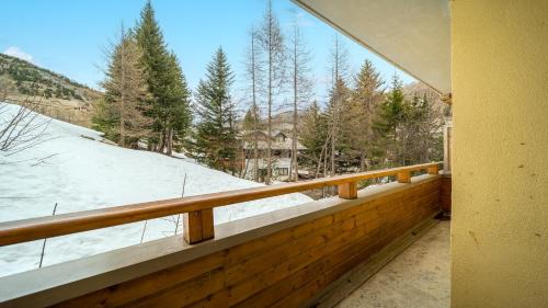 Allos Apartment | Central Park N318 - 2P6C
