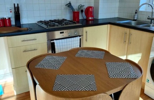 Taunton Apartment | Central Taunton 2-bedroom apartment, great views!