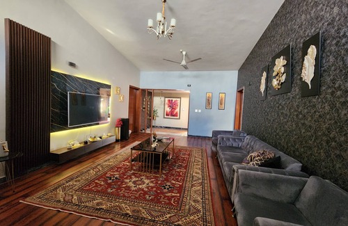 Saddar Town House | Centrally located 2 bed luxury Villa in very secure area of DHA phase 2