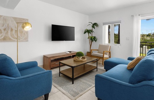 Providenciales Condo | Centrally Located 2 BR W/Pool, Great for Families!