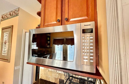 Greensboro House | Centrally Located Great for Traveling Professional