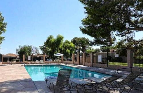 North Mountain House | Centrally Located Phoenix Escape