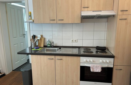 Hohenfelde Apartment | Centrally located, small apartment with kitchen and shower room 2