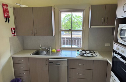 Parkes Apartment | Centre of CBD