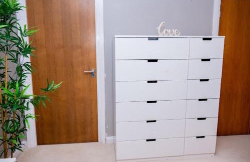 Century Wharf Apartment | Century Wharf Apt