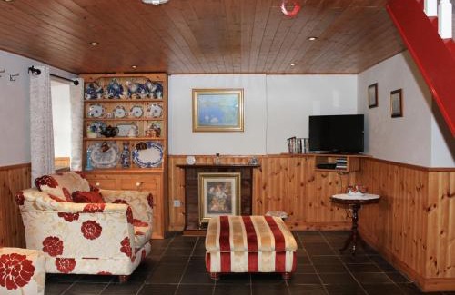 Sneem House | Ceol Na N'ean