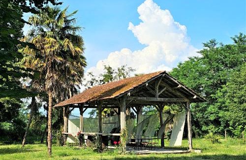 Vicq-d'Auribat Bed & Breakfast | Château Arche d'Aure