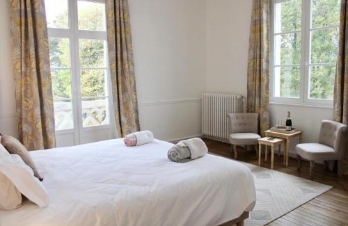 Guny Bed & Breakfast | Château du Mont de Guny