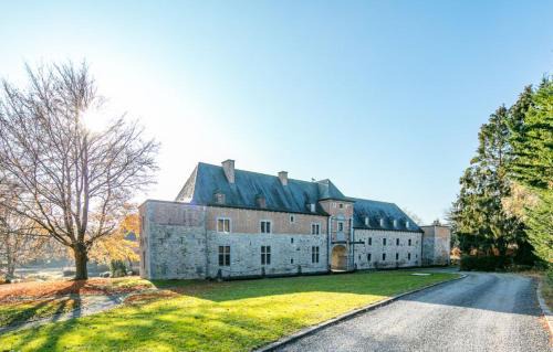 Beauraing House | Château-ferme de Pondrome