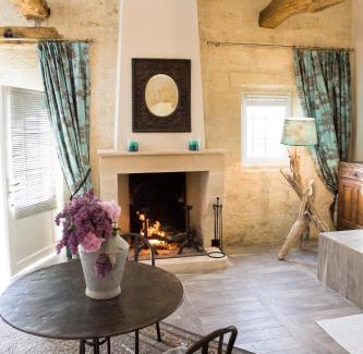 Lussac House | Château Latour Segur Suites & Spa
