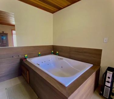 Monte Verde House | Chalé Ruby