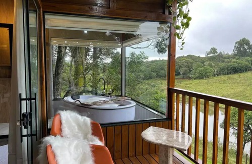 Sao Jose dos Pinhais Ski Chalet | Chalés Cambará DA Serra, Romântico e Aconchegante, Vista Para as Montanha e Lago