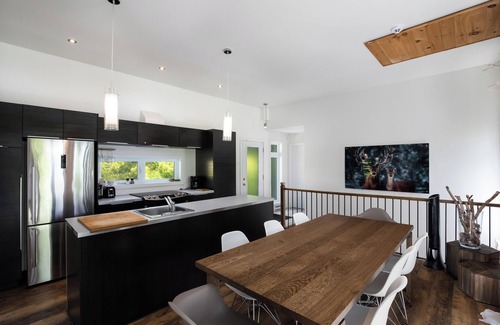Sainte-Emelie-de-L'Energie Ski Chalet | Chalet Kabana Spa on Lake Beaudoin