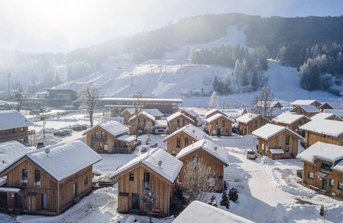 Sankt Georgen ob Murau Ski Chalet | Chalet # 12a with 4 Bedrooms, IR sauna & whirlpool