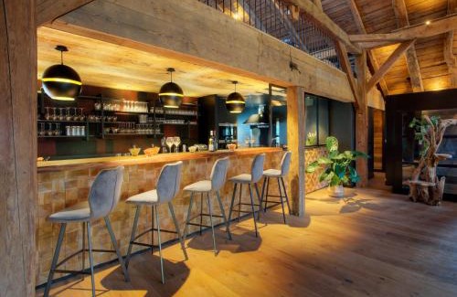 Le Petit-Bornand-les-Glieres Ski Chalet | CHALET 1703 - Refuge Alpin avec Spa & Sauna - l'esprit maison au Coeur des Alpes - Adults Only