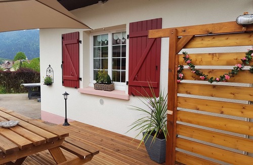 Saint-Maurice-sur-Moselle Ski Chalet | Chalet 'La Petite Chaumière' with Mountain View, Private Terrace and Wi-Fi