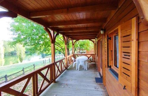 Naucelle Other | Chalet 4 pers avec Terrasse et Cuisine équipée - API-1-52-402