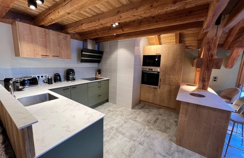 Valloire Ski Chalet | Chalet Aoki -kuromatsu