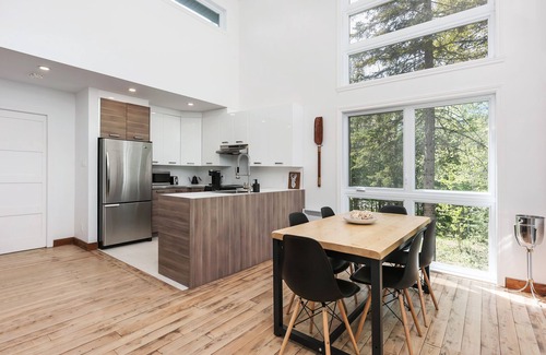 Saint-Alphonse-Rodriguez Ski Chalet | Chalet Natür | Waterfront | Hot Tub | Kayak Pedalo | Firepit | Private big land