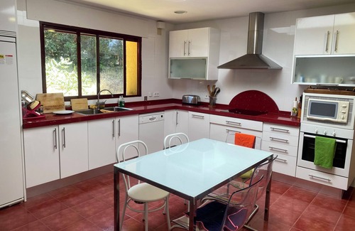 El Escorial Ski Chalet | Chalet de 280 Metro Completamente Equipado. Un Lujo en el Escorial