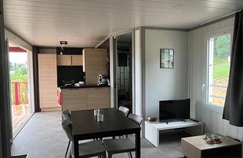Hasparren Ski Chalet | Chalet Eguzkitsua 3 étoiles avec piscine et barbecue - pays basque -