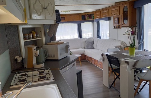 Yevres Ski Chalet | Chalet en Ferme Équestre au Plus Proche des Chevaux