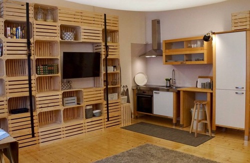 Kirchstetten Ski Chalet | Chalet 'Feinis' with Private Terrace, Private Garden and Wi-Fi