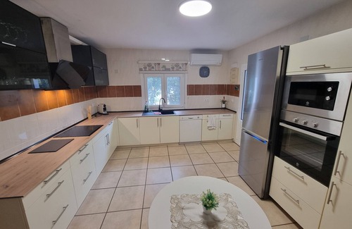Els Poblets Ski Chalet | Chalet Felizia, top location, large pool. Comfort and tranquility,max 16 guests,
