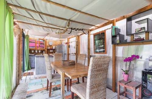Le Grau-dʼAgde House | Chalet "Gite La Cabane Du Sud" with 2 Private Terraces, Private Garden & Wi-Fi