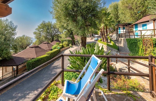 Marina di Pisciotta House | Chalet in Cilento with Sea View and Pool