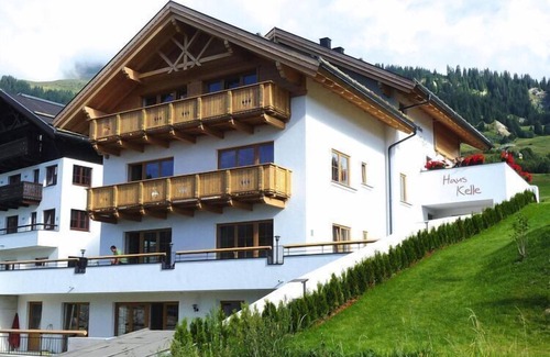 Fiss House | Chalet in Fiss with Panoramic Mountain Views