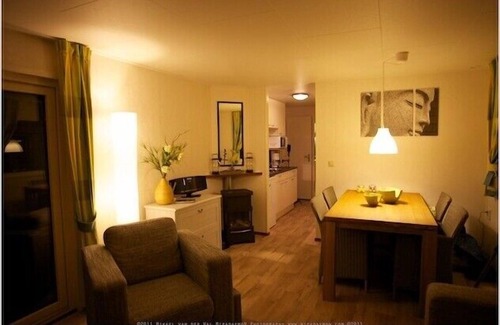 IJmuiden Ski Chalet | Chalet in the dune edge within walking distance of the beach
