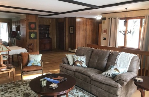 Eastern Vermont House | Chalet in the Woods