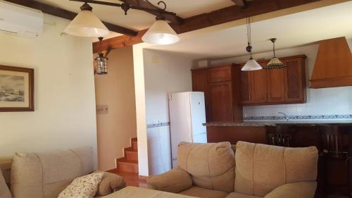 Guillena House | Chalet independiente piscina privada