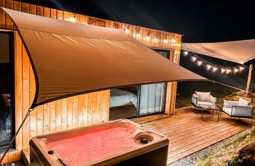 Lasseube Ski Chalet | Chalet insolite - SPA - Vue Pyrénées - Brasero