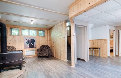 Namur Ski Chalet | Chalet Le Bethel -Laurentides- Pet Friendly