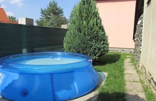 Mnetes Villa | Chalet Lucie - Four Bedroom Villa, Sleeps 10