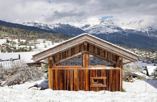 Combloux Ski Chalet | Chalet 'Mazot Des Aravis' with Private Terrace and Private Garden