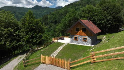 Raveo House | Chalet Navauce