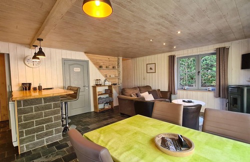 Barvaux House | Chalet near Durbuy with Garden & BBQ