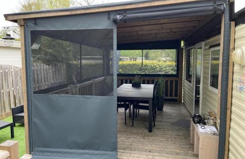 Sumar Ski Chalet | Chalet op vakantiepark Bergumermeer