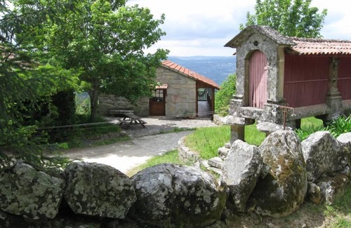 Cinfaes House | Chalet overlooking the Douro