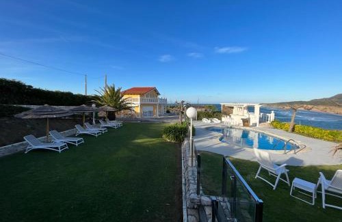 Miengo House | Chalet Robayera a línea de playa