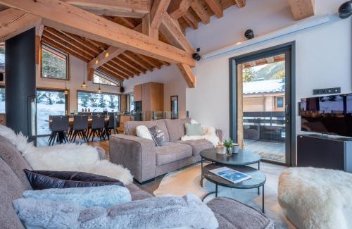 Le Lavancher Ski Chalet | Chalet Seven Summits - Pool - Sauna - Jacuzzi - By Cozee Rentals